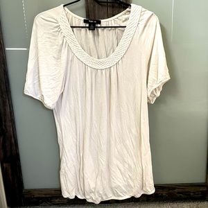 Women’s tunic style blouse